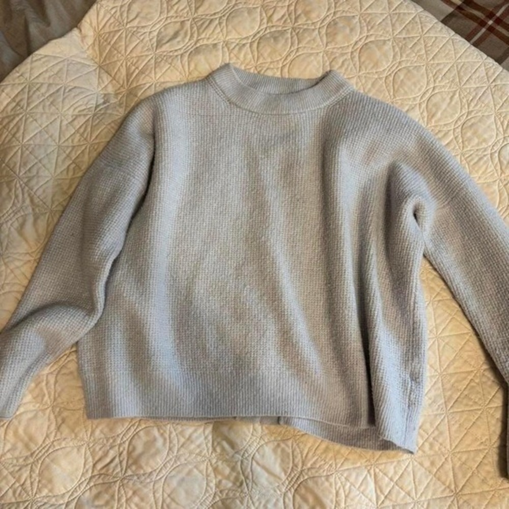 Point Sur Waffle Knit Button Back Sweater Light Grey Crew Neck Womens Medium